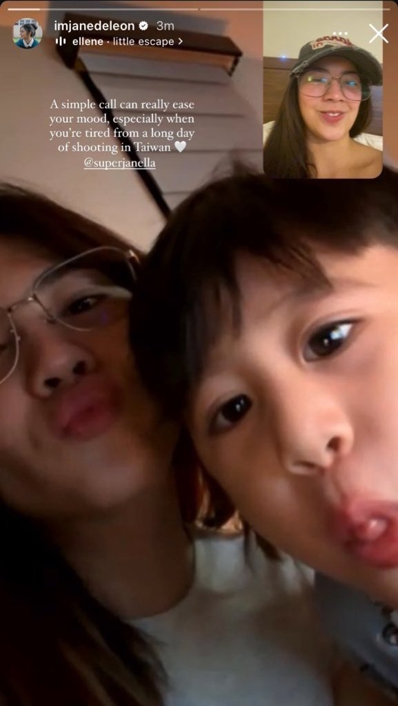 Bb_menita03's tweet photo. well, my family’s role for me is so important b’coz there was the wa- they’re, they was the one who’s… very… hahahaha… oh i’m so sorry, ahhmm… my pamily… my family… oh my god… i’m… ok, I’m so sorry… i… i told you that I’m so confident… eto, ahhmm, wait… hahahaha, ahmm https://t.co/z0m7BO478Z