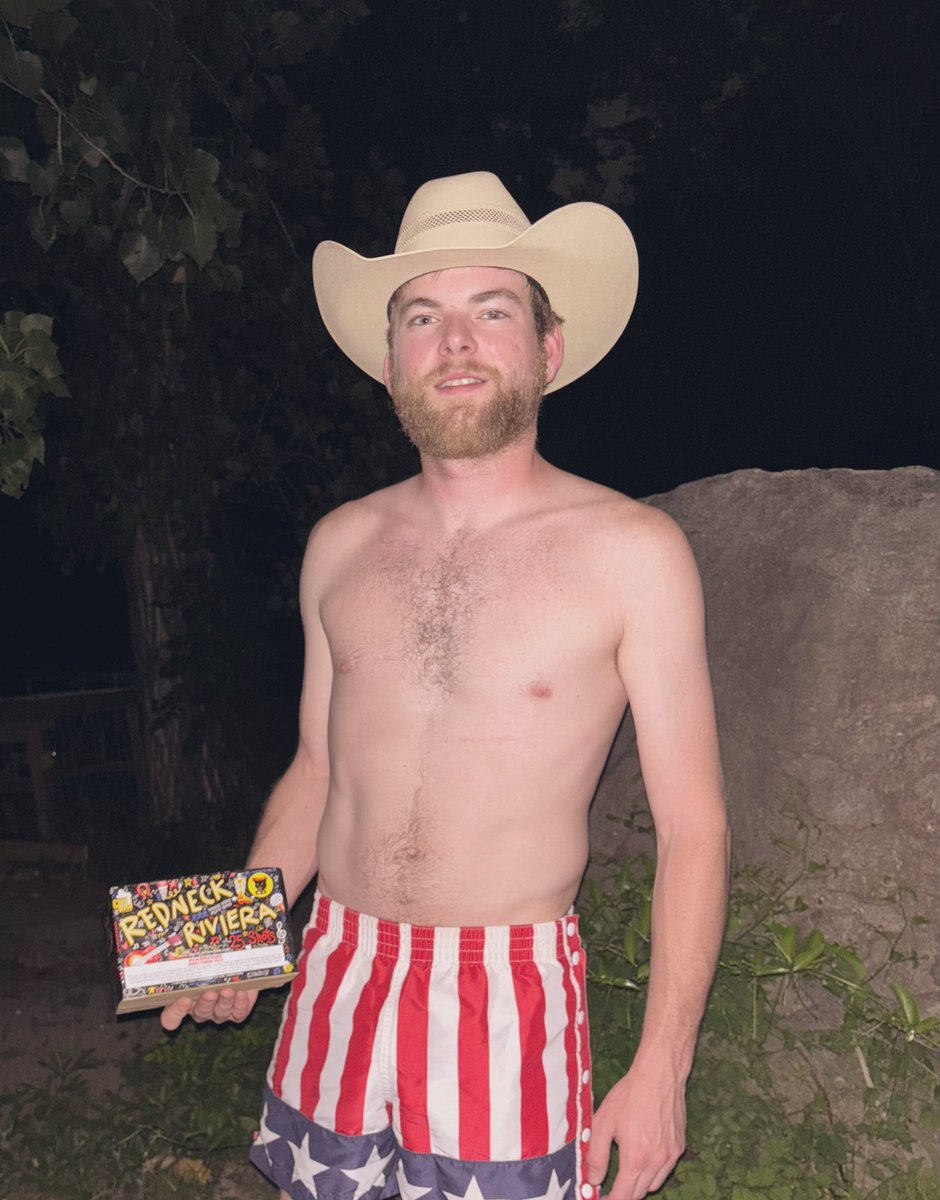 JakeRapidx's tweet photo. Happy 15th of July! 🇺🇸 🧨 https://t.co/4JQWpP90aL
