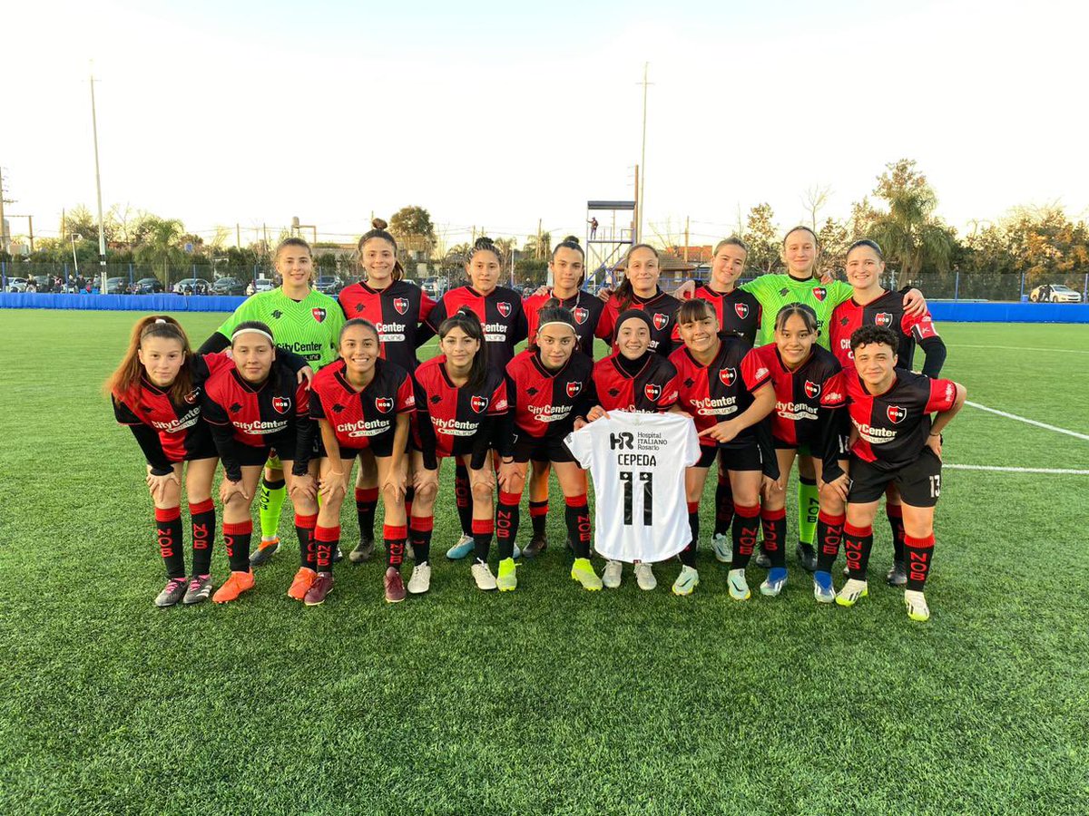 NewellsFem's tweet photo. #JuvenilesAFA | Pasó una nueva jornada para las leprosas 💪🏻

Vélez 🆚 #Newells

Sub 14: 1-0 
Sub 16: 4-0
Sub 19: 0-2 (Acosta x2)

#VamosNewells❤️🖤 https://t.co/7DDRvceSZp