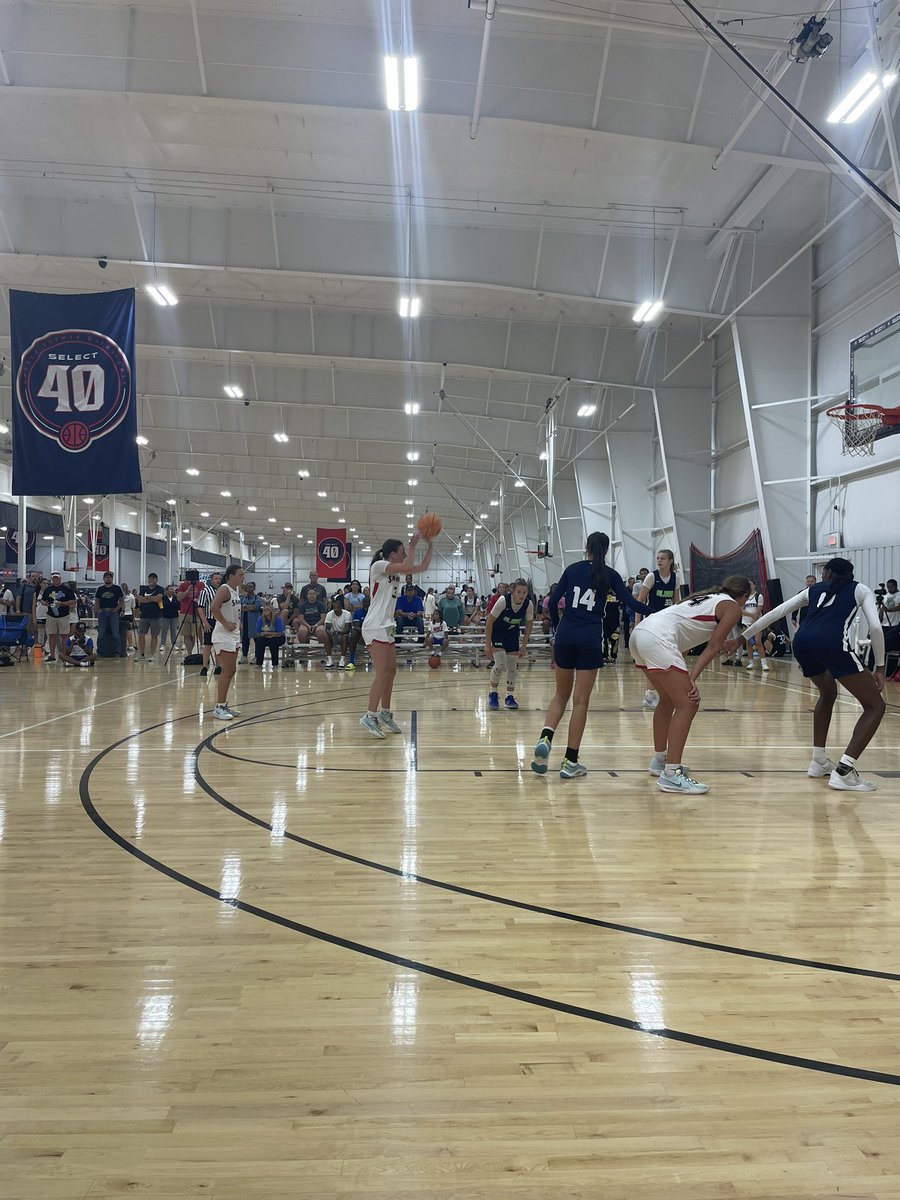 1️⃣6️⃣u Black ⚫️ comes back from a 14pt 2nd half deficit to pull out a win 52-51 over a really good Slaam team‼️ 

<a href="/AddisonNeuendo2/">Addison Neuendorf</a> led the way with 1️⃣9️⃣pts and <a href="/AshlynKoupal/">Ashlyn Koupal</a> recorded a double double 

#SanfordSports | #StrongerTogether