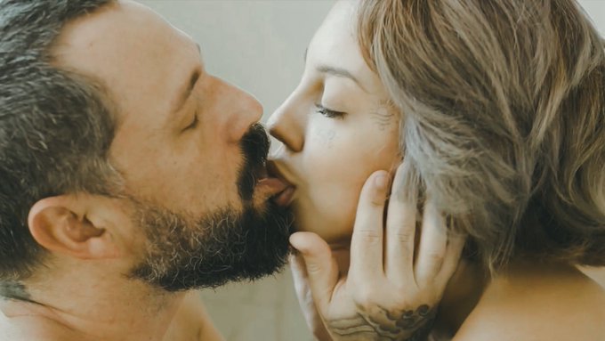 uma sequ&ecirc;ncia de afetos ❤️&zwj;🔥 https://t.co/pXFKtar1lS