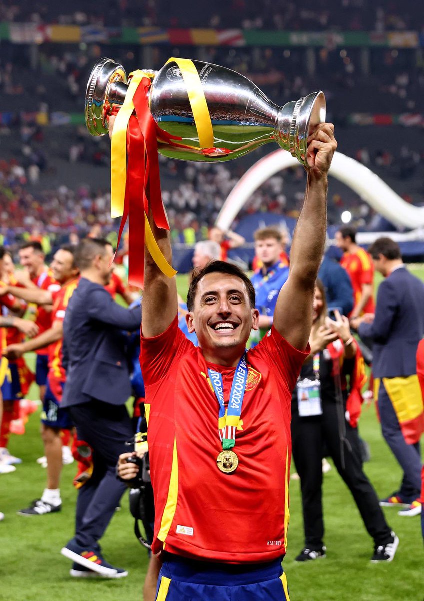 ipaddeguille's tweet photo. @marca No todos somos así!! https://t.co/fdmYGLhhkW