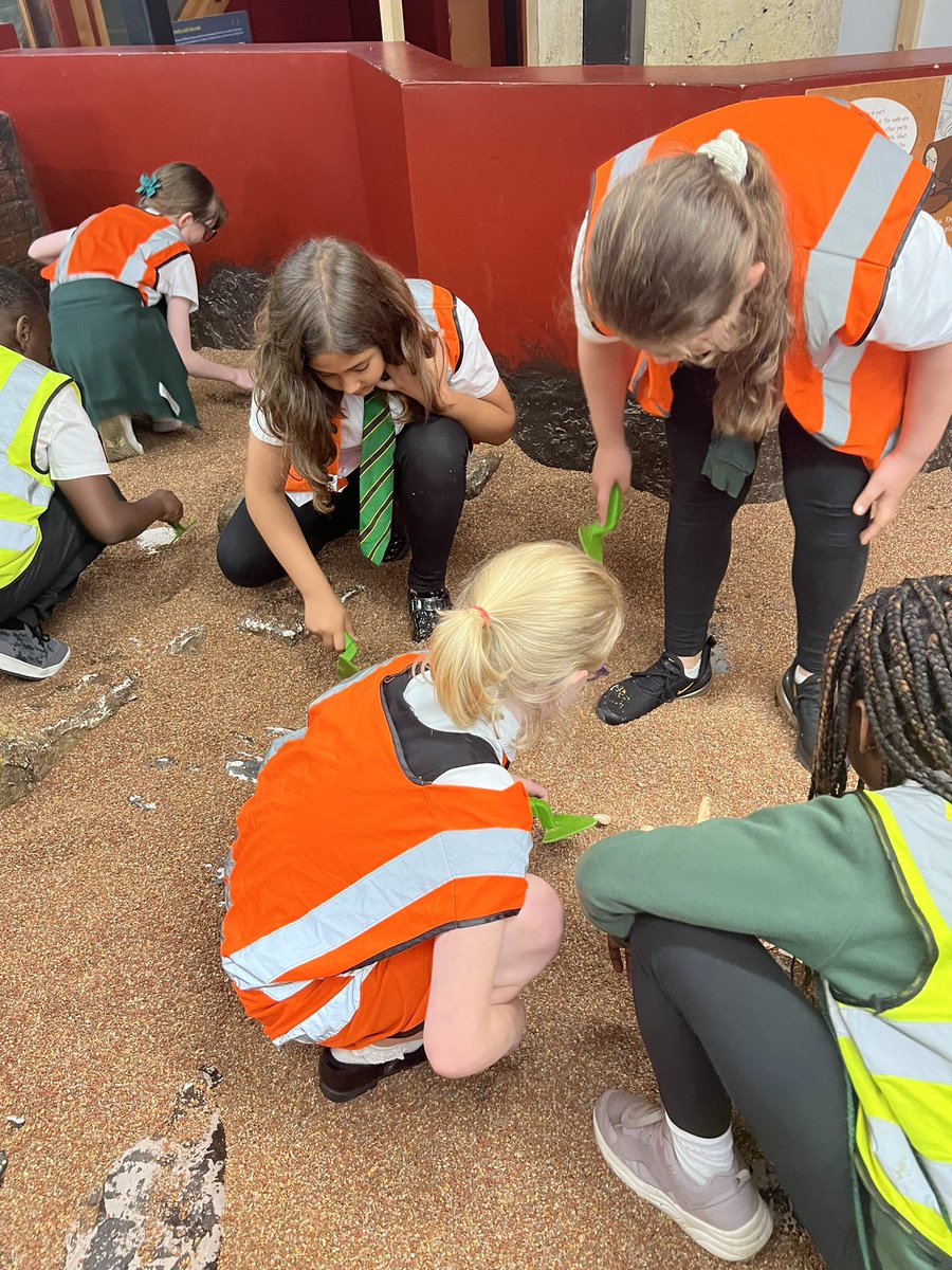 Year 4 have really enjoyed their time at The DIG in York as part of their History work on Vikings! #curriculum <a href="/ChristAcad/">Christ Church Academy</a> <a href="/WeAreBDAT/">BDAT</a>