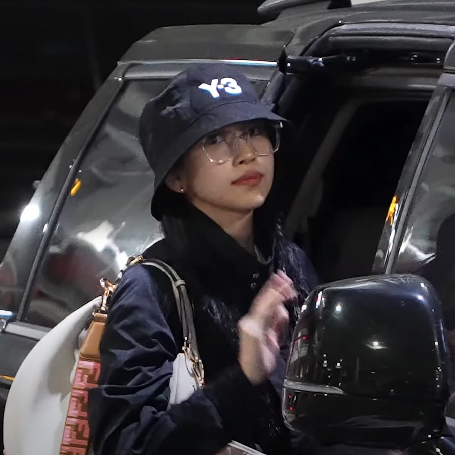 E🕸️ tweet media