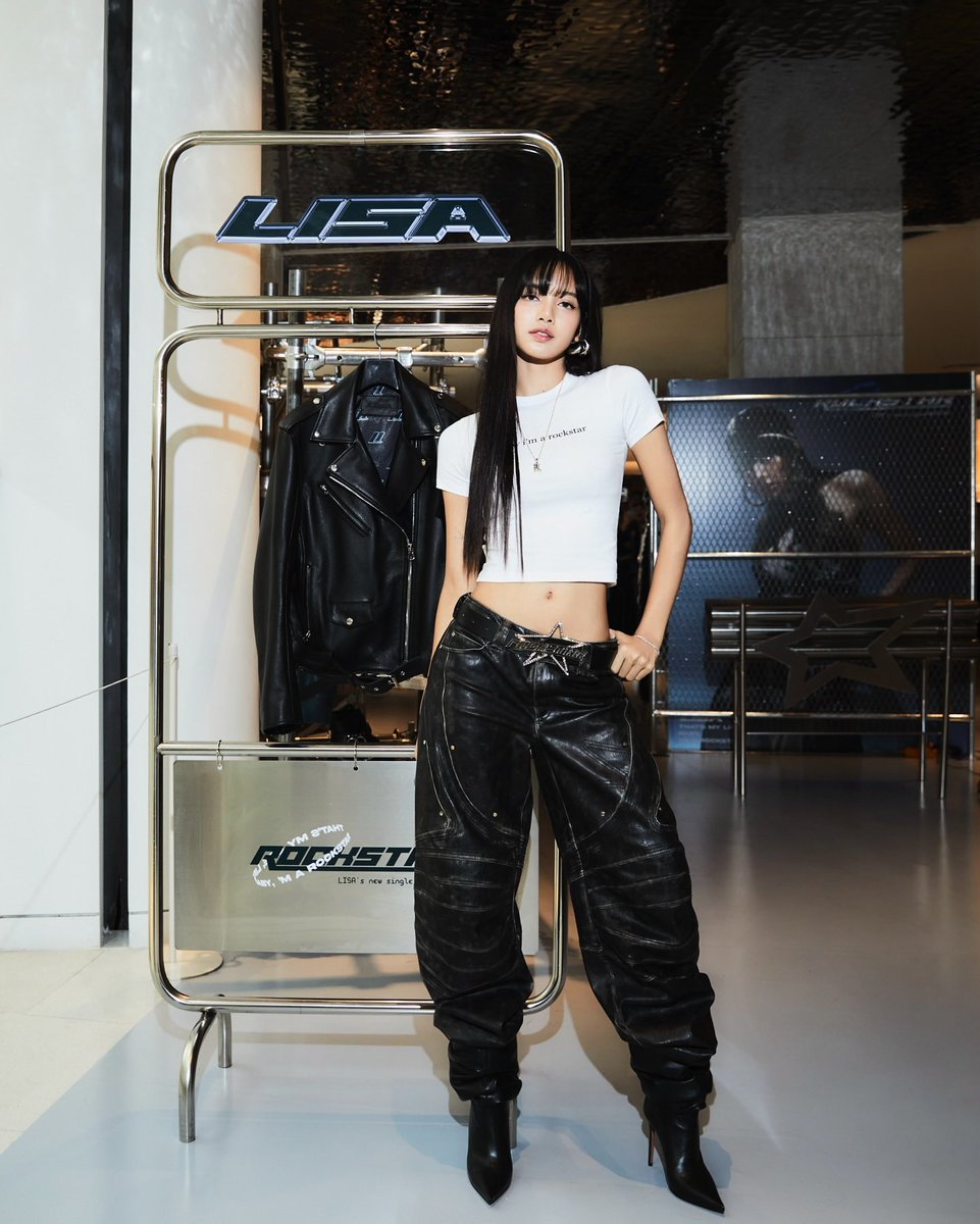 wonderpuiz's tweet image. “ขอบคุณจากใจจริงสำหรับทุกคนที่เข้าร่วม Pop-up Rockstar เมื่อสุดสัปดาห์ที่ผ่านมาที่โซล ฉันรู้สึกได้รับความรักมากมายจากพวกคุณ และขอบคุณเสมอมาสำหรับการสนับสนุน 🫶🏻 ฉันแทบรอไม่ไหวที่จะแสดงให้คุณเห็นมากกว่านี้ 🥰”