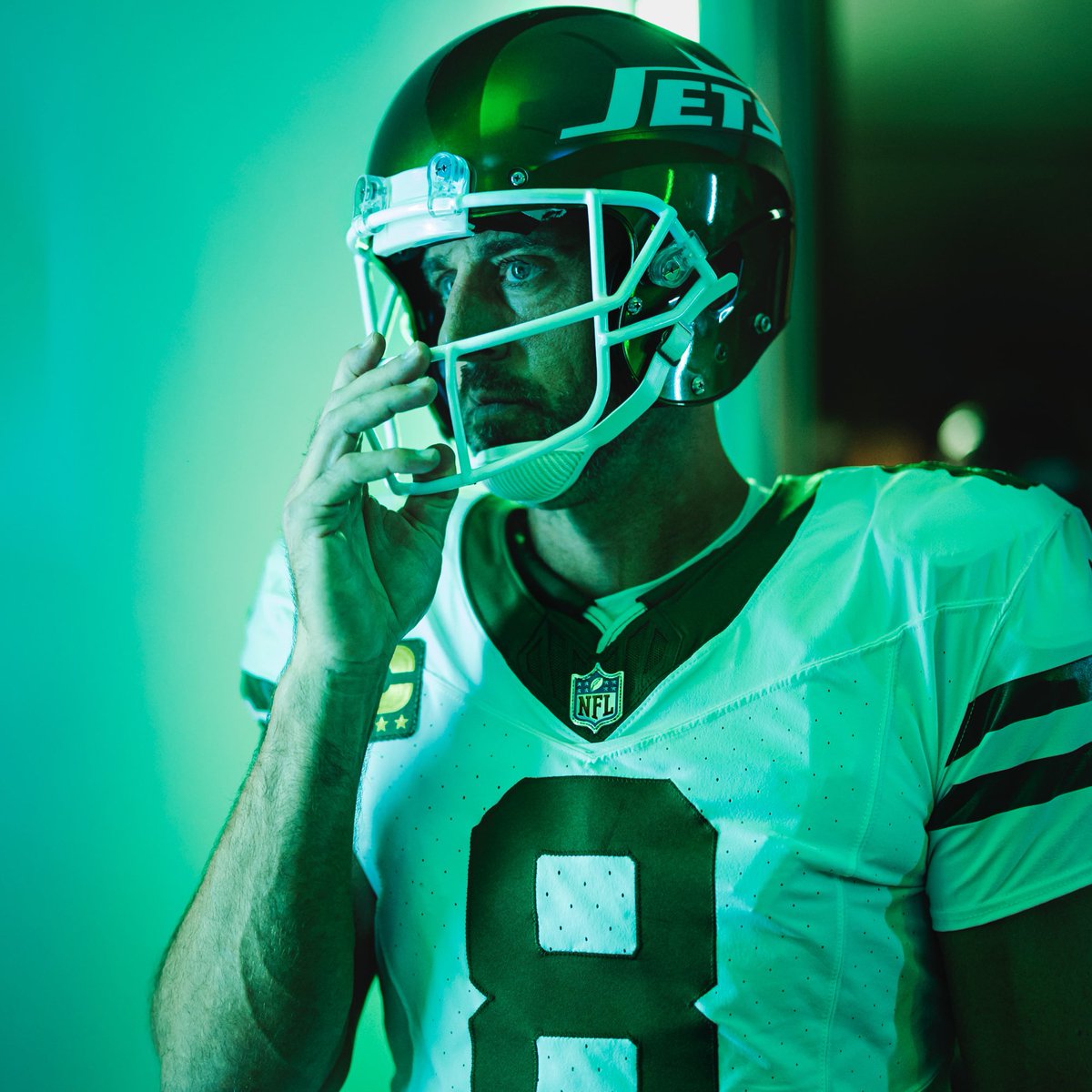 nyjets's tweet photo. 8️⃣ WEEKS UNTIL WEEK 1 https://t.co/GXl1osfogJ