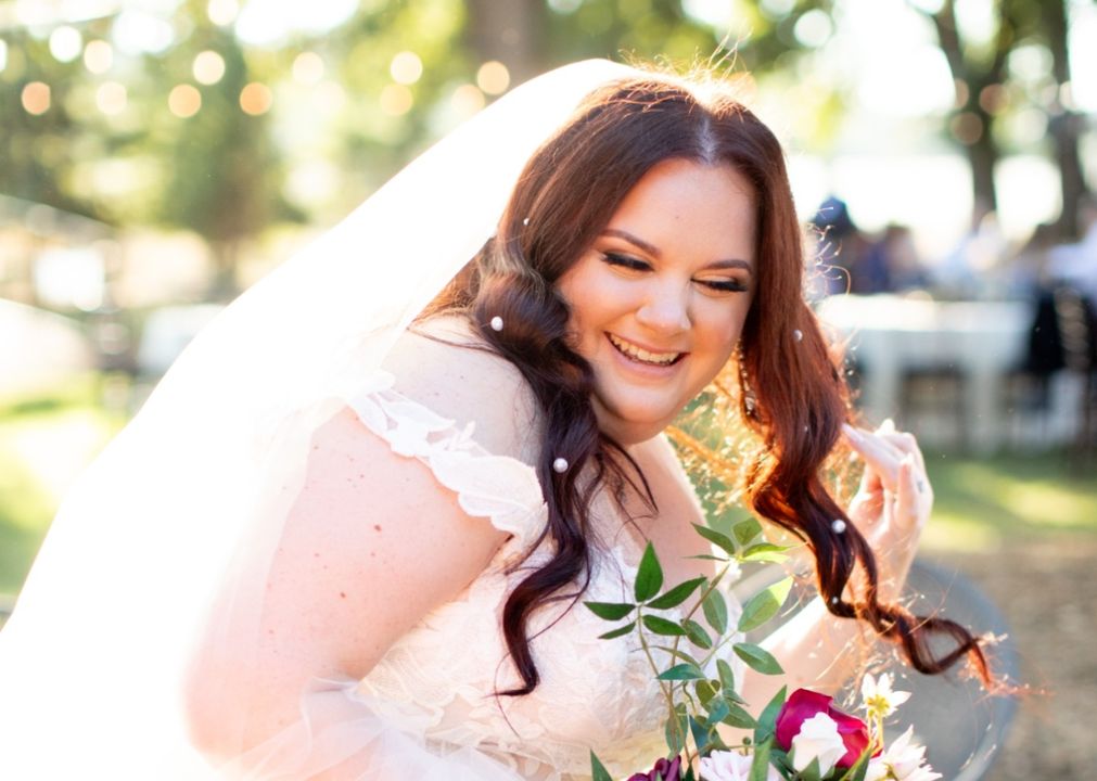 RoughReadyVine's tweet image. Don't take every moment of your wedding day seriously.  If you do, you might miss super fun shots like this one.

Thank you for the photo:
A Moment of Joy Photography 

#weddingguide
#weddingplanningtips
 #weddingdetails