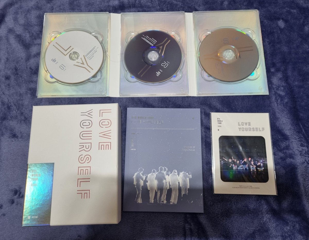 bts_lovya's tweet photo. 방탄 럽셀콘 서울 블루레이 5.0 양도합니다
(포카 x)

BTS Love Yourself Seoul Concert Blu ray

방탄럽셀콘 방탄굿즈양도 방탄블레양도 방탄럽셀블루레이 방탄포카 방탄굿즈 https://t.co/FDgl7C7api