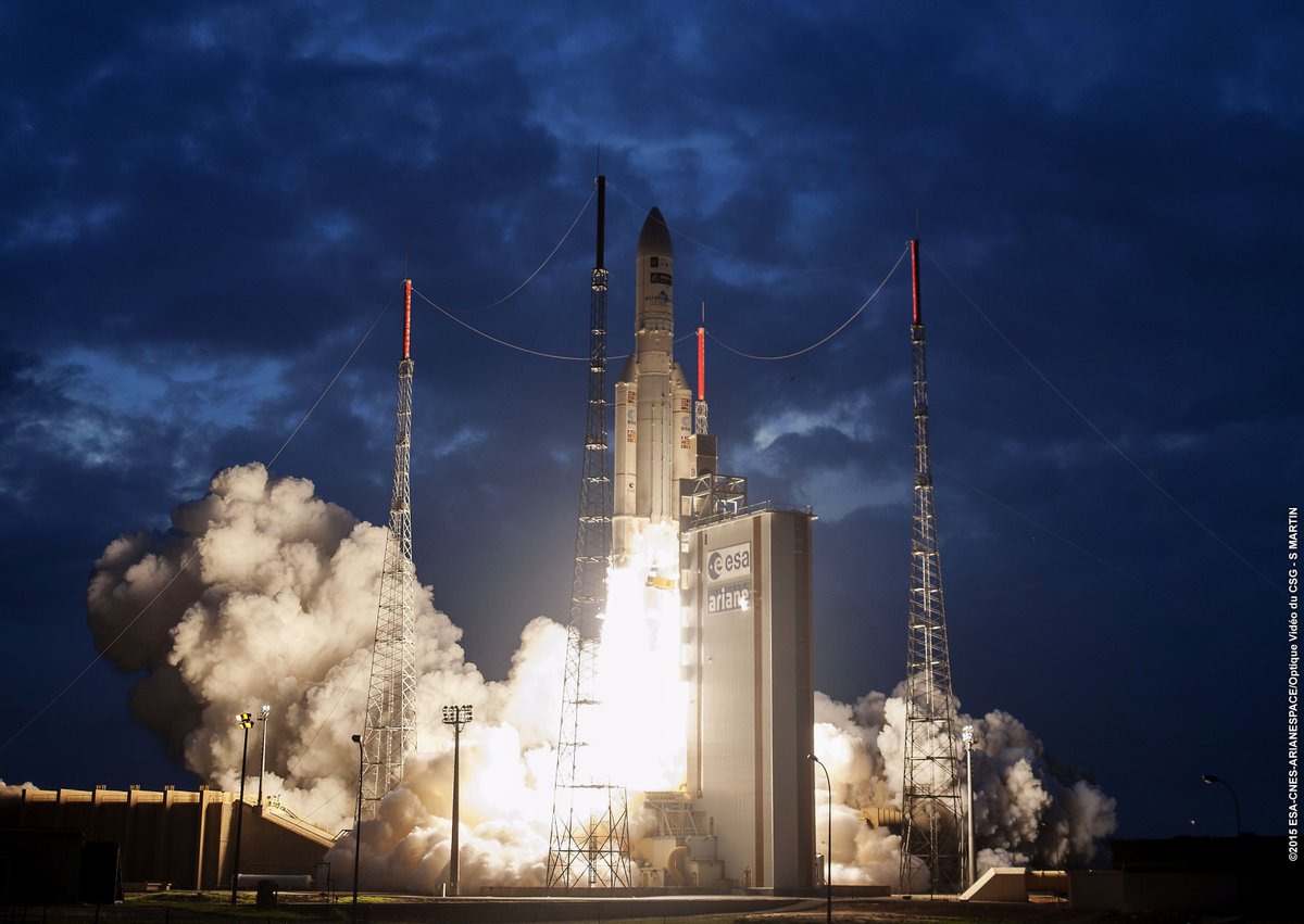 EuroSpaceHist's tweet photo. #OTD 15 July 2015, launch of #ESA's #MSG4/#Meteosat-11 weather satellite on #Ariane5 VA224 from @EuropeSpacePort in Kourou 🚀🛰️
🔗 https://t.co/2fhz6OTZEy https://t.co/o0d3kDfsaa
