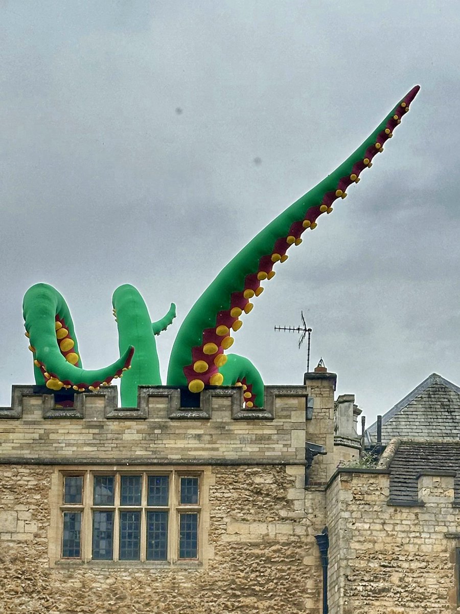 TobyWoody's tweet photo. …. and it wouldn’t be a trip to Peterborough centre without taking a photograph of the west front of Peterborough Cathedral… but hang on what’s this! Crikey!!! Old Scarlett would be digging then turning in his own grave #MonstersOfTheDeep @pborocathedral https://t.co/IWOFmVDfmO