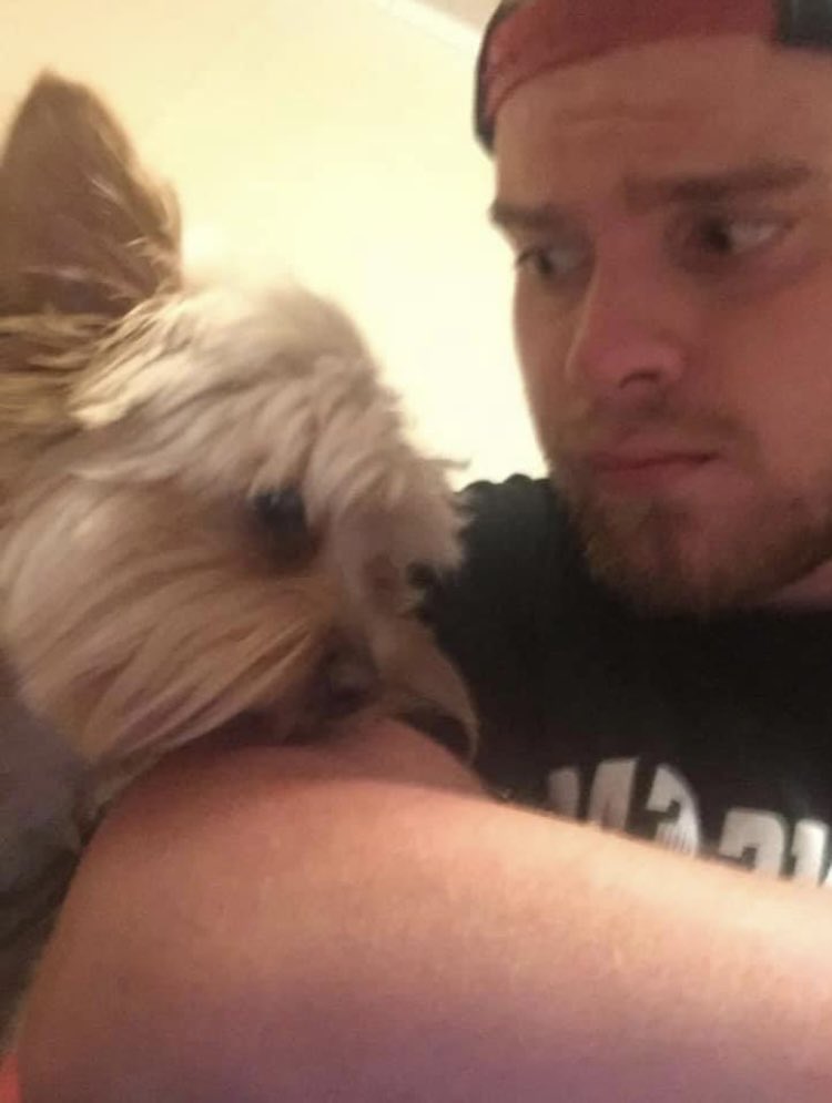 famecorey's tweet photo. @stevewilldoit My dude butters $Rdsbitw https://t.co/hYaPWEF1rA