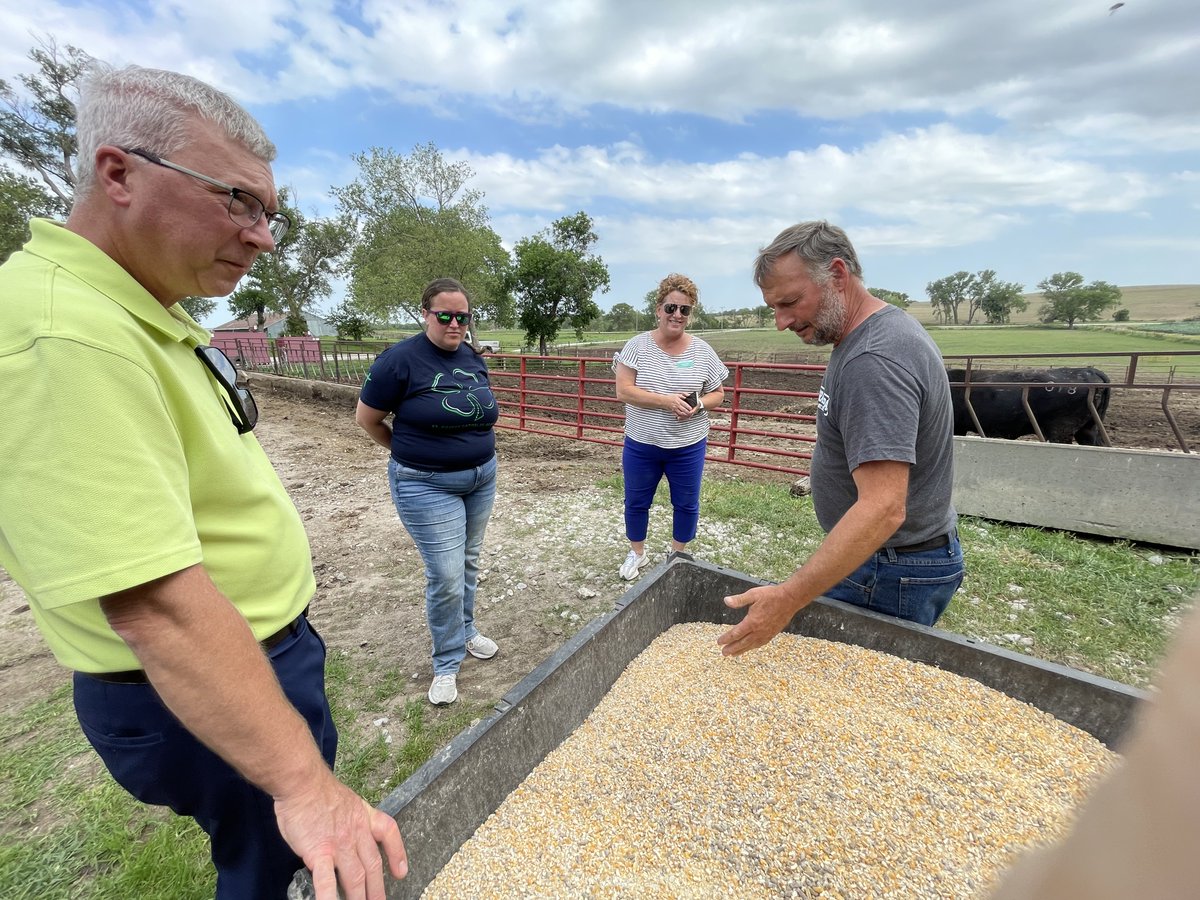 NourishFuture's tweet photo. Nebraska teachers want to thank @NECornBoard and @NESoybeanBoard, for supporting Feeding and Fueling the World. Their support is equipping students across the state to pursue STEM careers in ag. #AgisSTEM https://t.co/8T3Jubzuc5