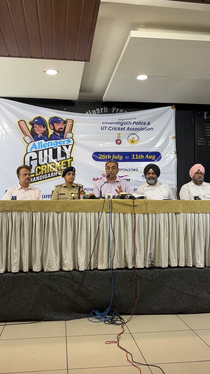 SanjayTandonBJP's tweet image. Announcing the Allengers Gully Cricket 2024 tournament, set for 27th July to 11th August for boys and 28th July to 11th August for girls, organized by Chandigarh Police and UTCA. This tournament is a fantastic opportunity for young cricketers to shine. Our continued slogan,…