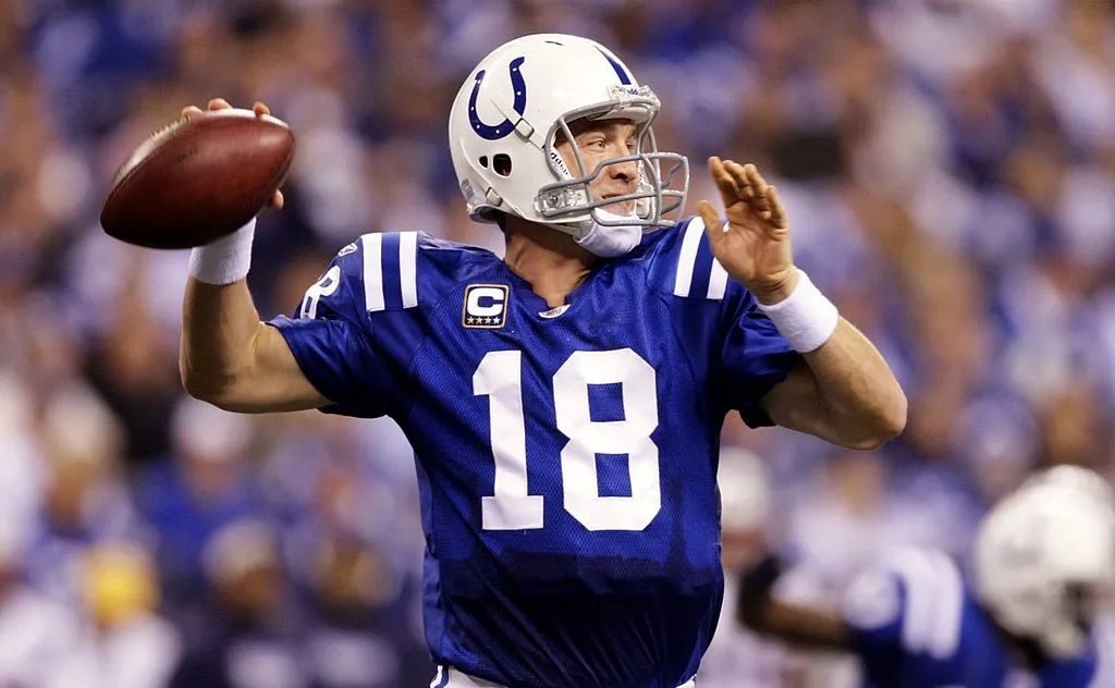 HOFSteveTasker's tweet photo. Josh Allen versus Peyton Manning’s First 6 Seasons in NFL
 
Total Yards:
Josh Allen   26,314 Manning      25,467
 
Total TD’s            
Josh Allen   220
Manning      166

Interceptions
Josh Allen      78
Manning       110

Wins
Josh Allen    63
Manning       54
 
#BillsMafia https://t.co/OzziePJoW1