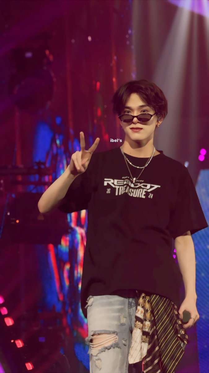 bluezsahi's tweet photo. 😎✌️

#ASAHI #아사히 #TREASURE https://t.co/SDYECZmNAX