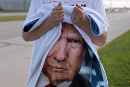 Secret Service head 'confident' of RNC meet

From CNN.com: The US Secret Service Director on Monday sought to assure Americans that there is ample security in place for the upcoming RNC convention following the assassination attempt against Donald Trump.