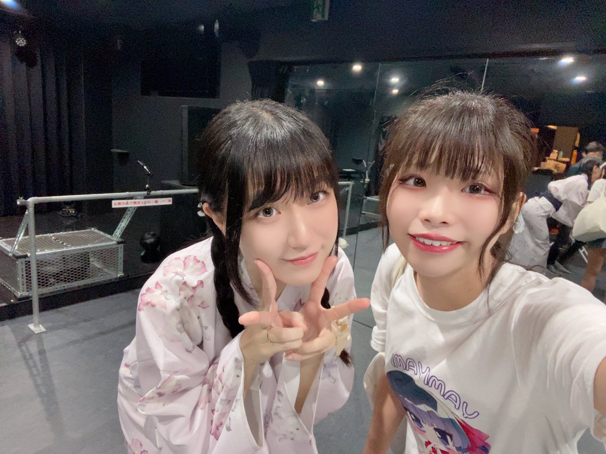 idolstage_nyami's tweet photo. 7/15RoleCandyさん！ありがとうでした！
海の日だからニャミTで参加したー！購入者現れてくれてにこりすぎた！まだまだ売れて欲しいです❣️今日も沢山話してくれてチェキもとってくれて嬉しかったよ！予約もありがとう😭💜はじめまして！した人もこれからニャミのこと知っていってね！😊仲良しなろ！ https://t.co/LnheczYggC