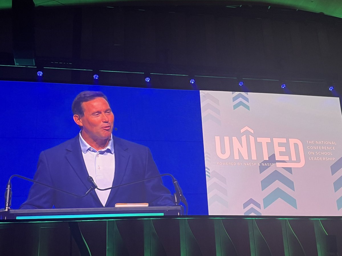 When you are selfless, your legacy continues on. Service and commitment impacts students forever. <a href="/JonGordon11/">Jon Gordon</a> sharing the importance of living your purpose to #principalsUNITED