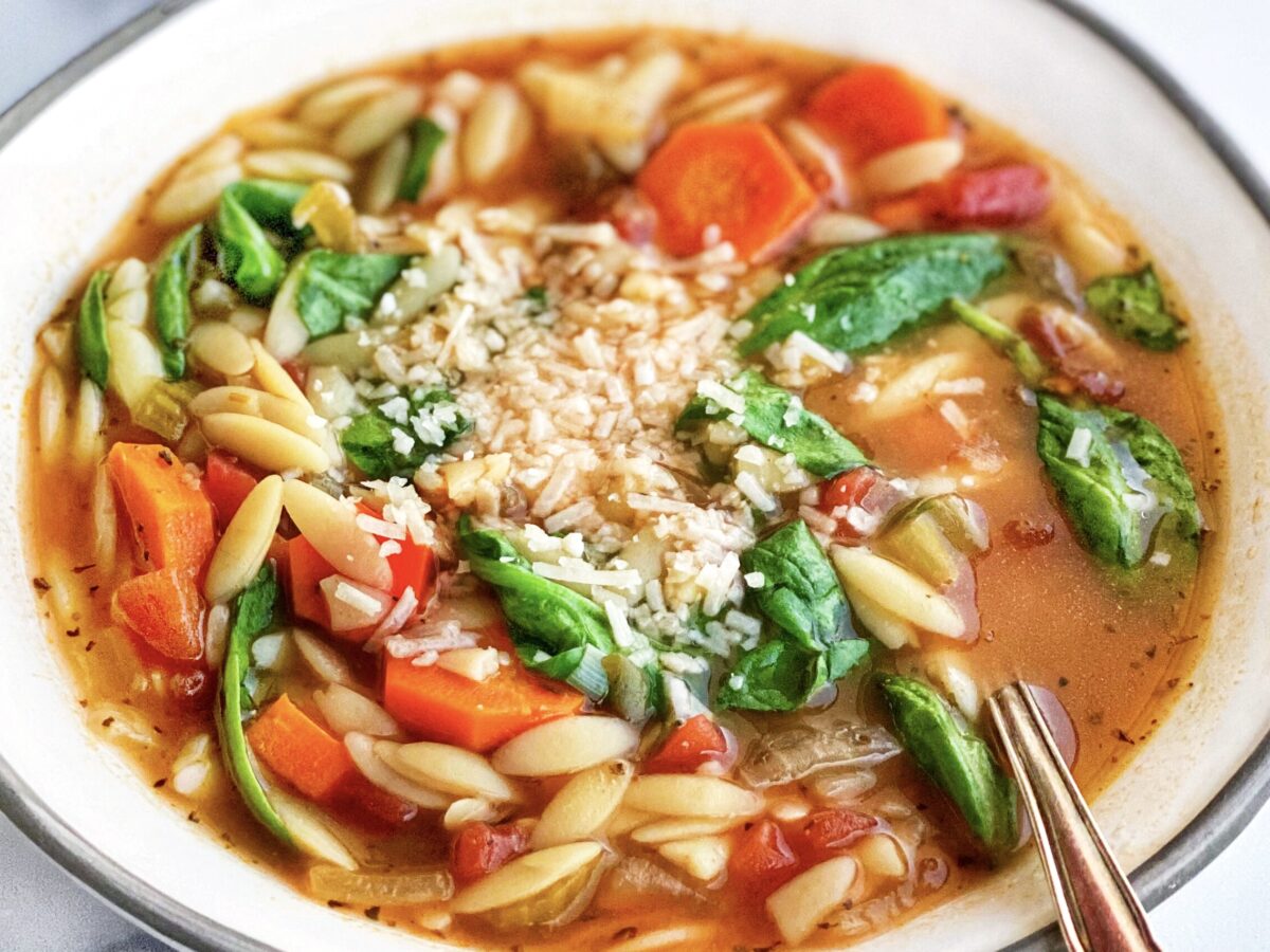 Getcakerecipes1's tweet photo. The Best Rosa Marina Soup Recipe
Get Recipe: https://t.co/k8nooPZj3V

#rosamarina #rosa #docks #healthyliving #recipes #souprecipe #soup #dinner #dinnerideas https://t.co/yxF8R2lbin