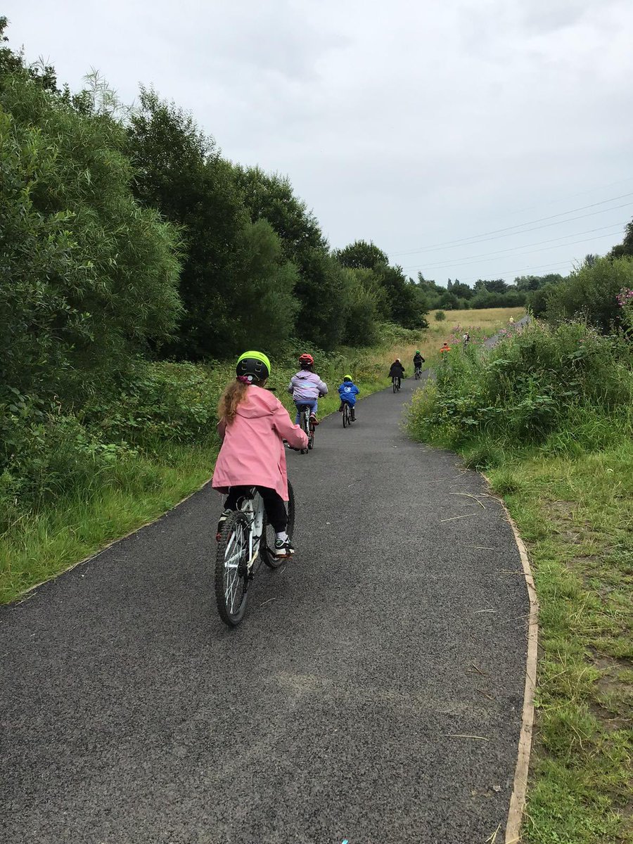 DidsburyCE's tweet photo. Year 5 have had an amazing day with the other Year 5 classes across the @thrive_mat! @WDidsCEPrimary @St_WilfridsCE @SElisabethsCE #DCEyear5 #greatday #DCEfaith #whatatrust https://t.co/zm6djLfJv5