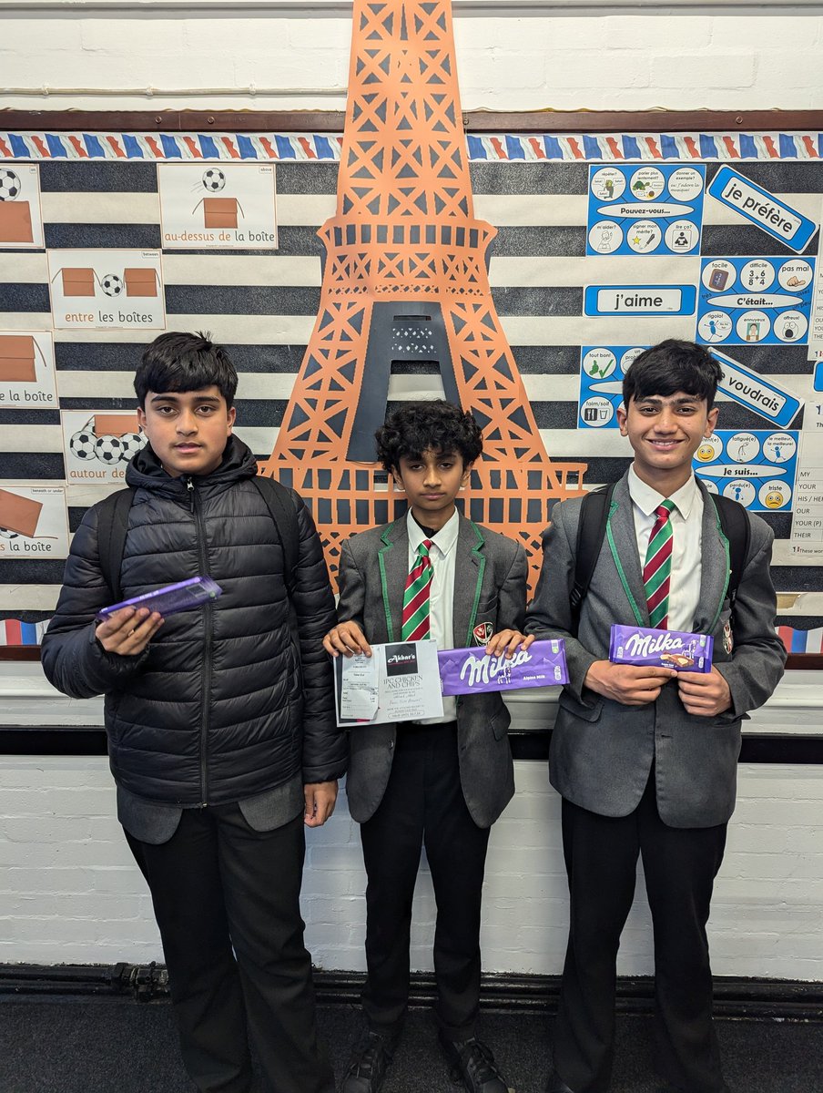 ChallneyBoysMFL's tweet photo. Well done to Sulaiman and Umayr for 3rd and 2nd place in this term's vocab testing. A huge well done to Ahad for coming in first place! 👏🏻 @ChallneyBoys @MrsBrewerMFL https://t.co/cJUMRruKRG
