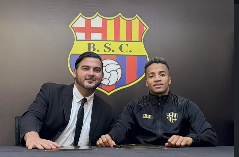 sebasvintimilla's tweet photo. Ahora que Byron Castillo fue presentado como refuerzo de Barcelona SC, muchos se preguntan: 

¿Con qué nacionalidad se lo debe inscribir, como ecuatoriano o colombiano? 

A continuación un análisis jurídico de la situación del jugador con base en el polémico fallo del TAS. ⚖️⚽️👇 https://t.co/zvcdnDz0Ll