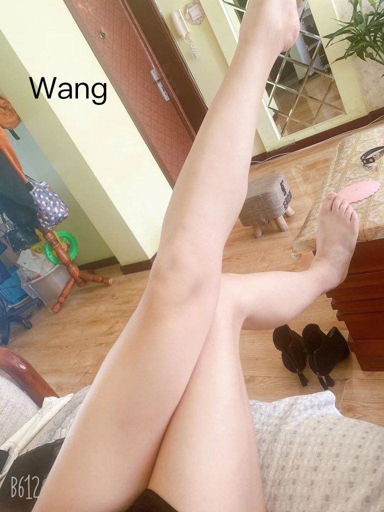 wangst147852's tweet photo. 媳妇美腿 https://t.co/yXoCmfKd0t