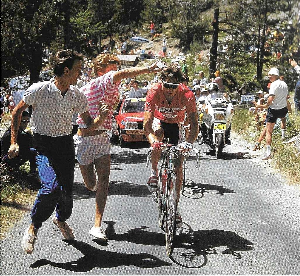 OlivPerrier's tweet photo. En ce qui concerne l'étape, le champion de suisse Pascal Richard lâche Bruno Cornillet sur les derniers hectomètres de la montée d'Izoard et va chercher une belle victoire d'étape à Briançon. 
📸 Vandystadt https://t.co/FyQvh9f0aj