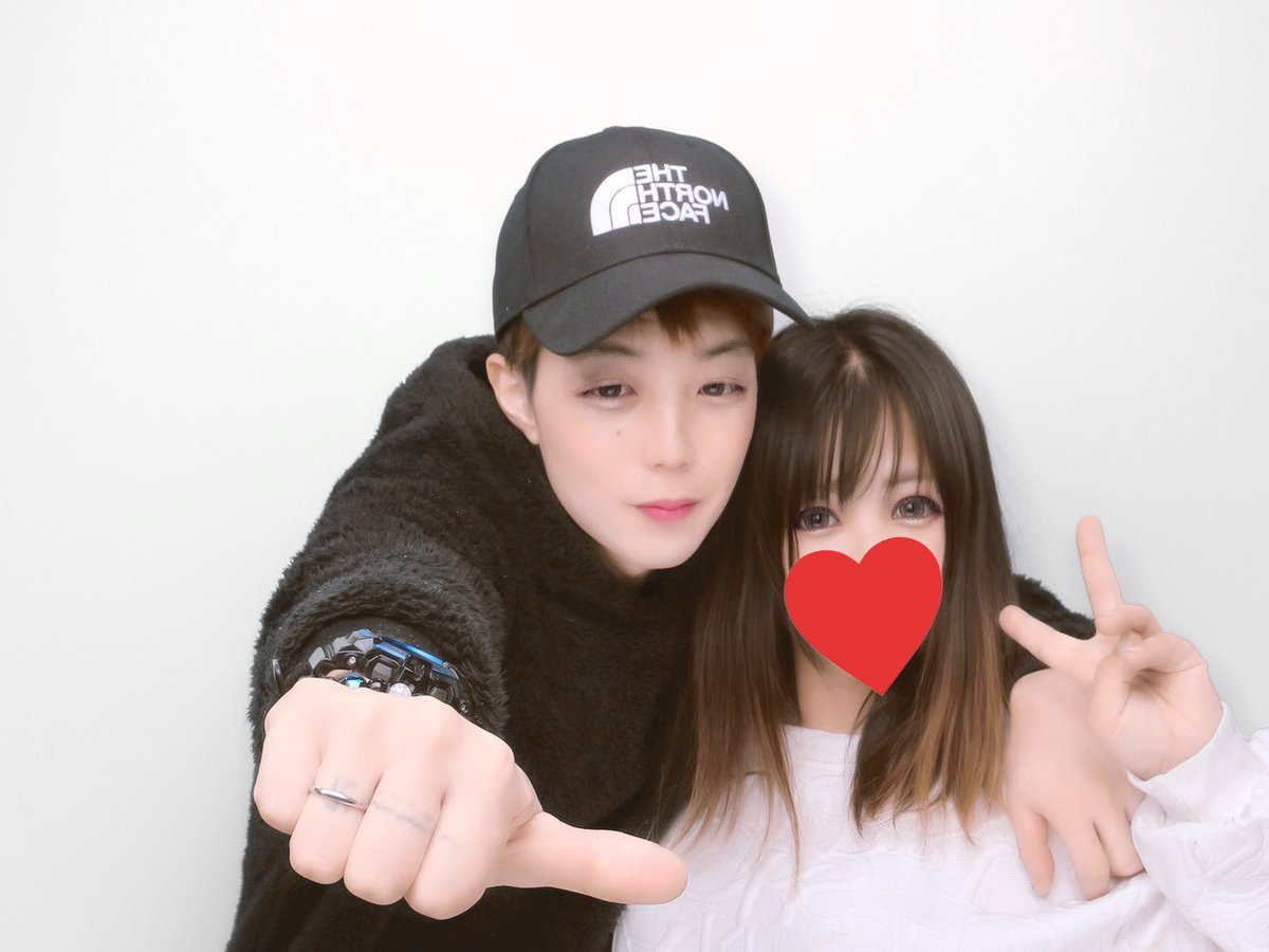 narusan1208's tweet photo. 大好きなまなぶん♡
🎀ʜᴀᴘᴘʏʙɪʀᴛʜᴅᴀʏ🎀
出張で一緒におれる日がすくないけど
週末にゎ絶対帰ってきてくれる🥹
しんどいのにいつもありがとう🥰
来年ゎもっと盛大にお祝いさせてね💕
1年いい年でありますよーに💓
誕生日おめでとう♡♡だいすき！！
@xxtm0716xx https://t.co/TmVXfekcO9