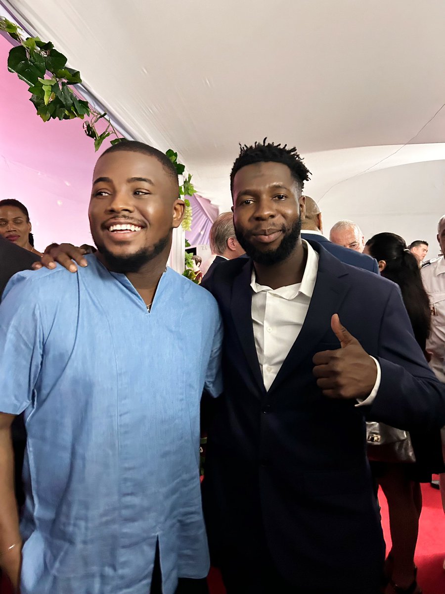 boka_adriel's tweet photo. Un 14 juillet 🇫🇷🥂🥳 https://t.co/NJ5dogLI90