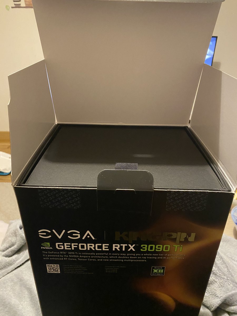 Saigon_Lab's tweet image. Welcome aboard 👻

#Nvidia #Evga #3090_Ti #Kingpin #SaiGonLab