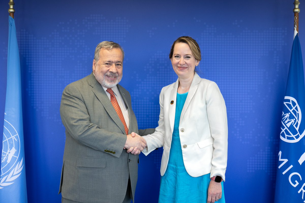 IOMchief's tweet photo. Great to meet today with Colombia Permanent Representative Gustavo Gallón Giraldo to talk about 🇨🇴 chairship of @GFMDprocess. 

We'll be working with Colombia on regular pathways, leveraging the contributions of migrants towards sustainable development. https://t.co/JgnGp9CmWz