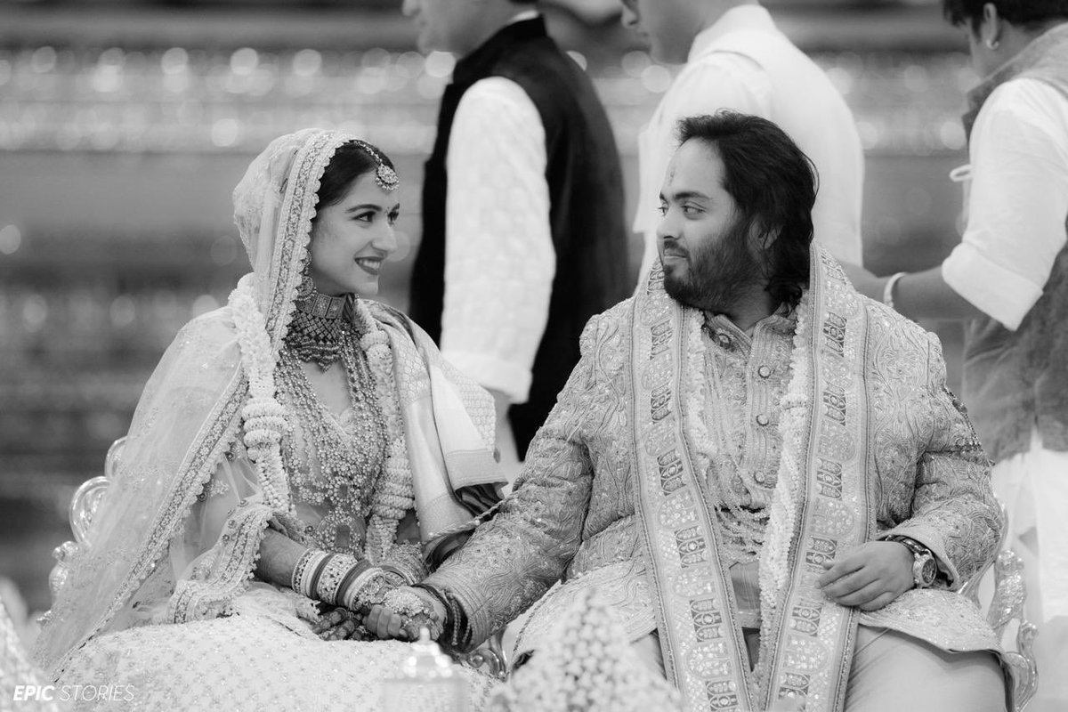 Anant and Radhika, Mr. and Mrs. Anant Ambani, I see the love that you have for each other and each other's families. The universe has got you together. Wish you all the happiness and health. God bless you both! Can't wait to dance when you become the most wonderful parents.