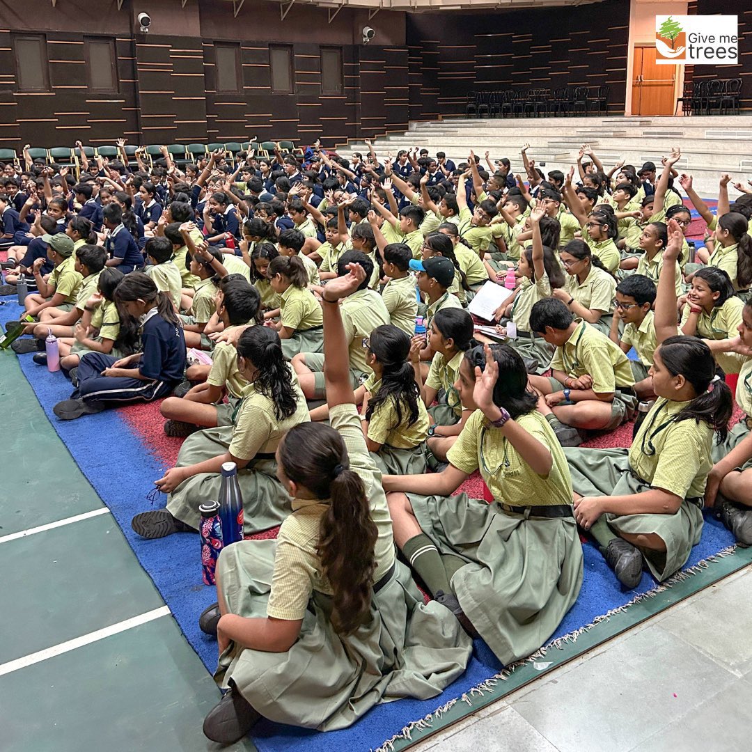 givemetrees's tweet photo. Give Me Trees Trust conducted an educational session at PRAGYAN INTERNATIONAL SCHOOL, Greater Noida. Students engaged with us and gained valuable knowledge about the importance of our environment and the vital need for afforestation.

#givemetrees #educationalsession https://t.co/TTpjb6vDdf