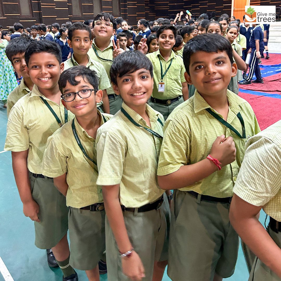 givemetrees's tweet photo. Give Me Trees Trust conducted an educational session at PRAGYAN INTERNATIONAL SCHOOL, Greater Noida. Students engaged with us and gained valuable knowledge about the importance of our environment and the vital need for afforestation.

#givemetrees #educationalsession https://t.co/TTpjb6vDdf