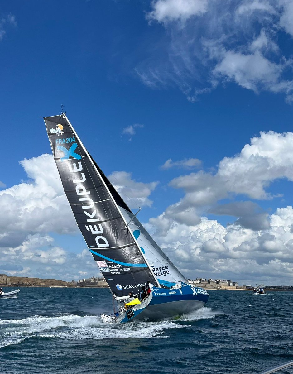 WilliamMathelin's tweet photo. Dékuple, 9e de la @TransatQSM ! 🎉

William, Pietro et Axel ont tout donné jusqu'au dernier mille de cette incroyable transat pour finalement terminer dans un mouchoir de poche avec Café Joyeux et BRAVO !! 🔥

@Dekuple_FR #DekupleSailingTeam https://t.co/YM1QvAfAv7