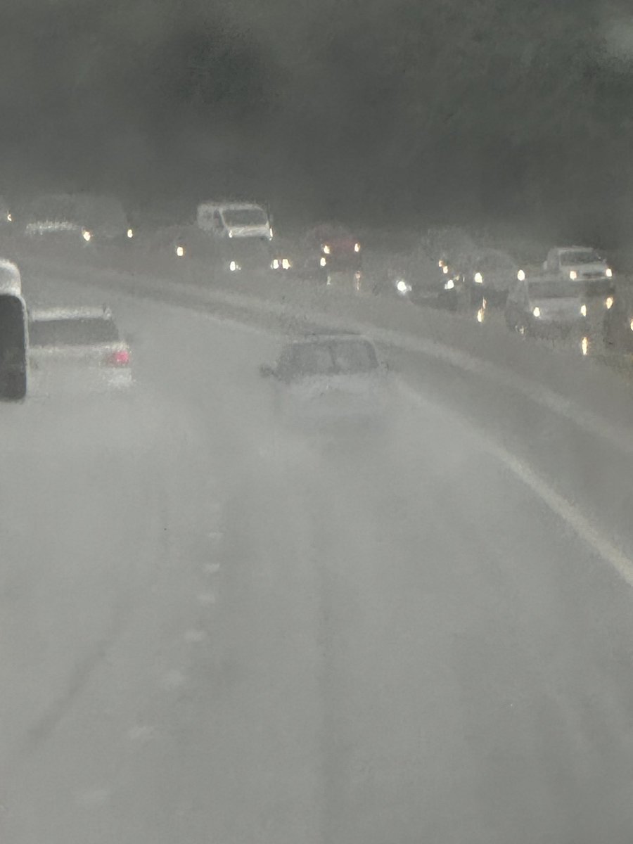 Christopher Doherty (@aap_chris) on Twitter photo This is with no edits and prime example of why you should have your lights on when it’s raining! Don’t assume they will turn on automatically!! Take a look at Driving in adverse weather conditions (Rule226 to 237)!! 
#RoadSafety #DriveToArrive This is with no edits and prime example of why you should have your lights on when it’s raining! Don’t assume they will turn on automatically!! Take a look at Driving in adverse weather conditions (Rule226 to 237)!! 
#RoadSafety #DriveToArrive