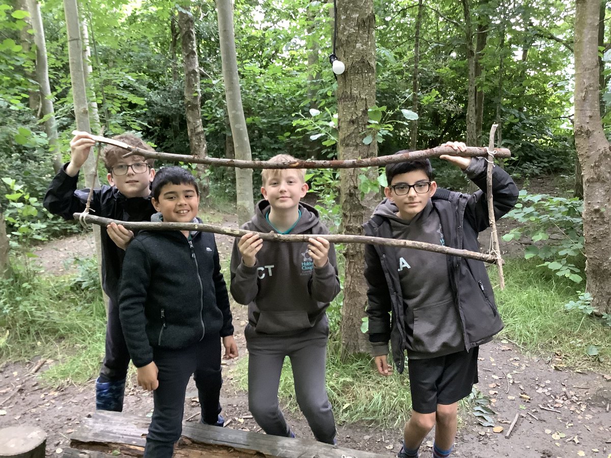 Holden Clough Community Primary (@cloughprimary) on Twitter photo Our Y6’s loved their Forest School session last week, whereby they created their own selfie frames! 📸 Our Y6’s loved their Forest School session last week, whereby they created their own selfie frames! 📸