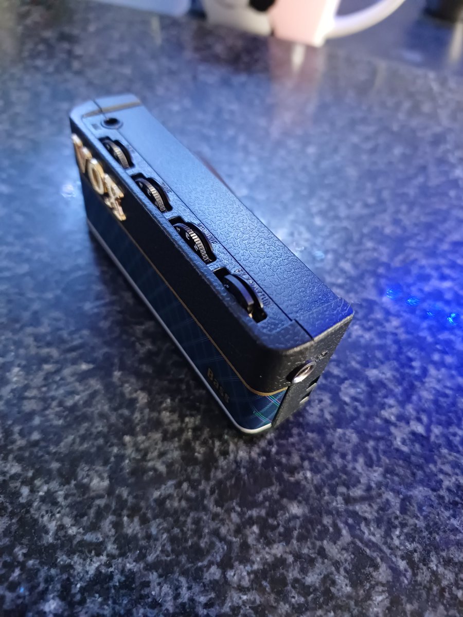 DavefromHeysham's tweet photo. Got this little beauty today,as recommended by Brian may,mini amp,plug into bass,stick ye headphones on.Sheer magic,plus effects,and aux for playing to tracks.What a kit. https://t.co/9aPGFK1ALs