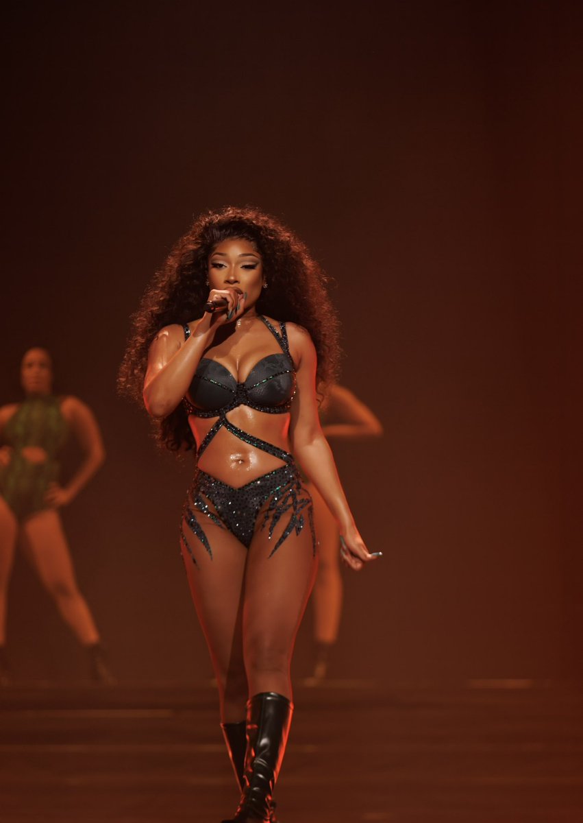 theestallion's tweet image. Manchester 📸 Birmingham UK next 📍
#HotGirlSummerTour