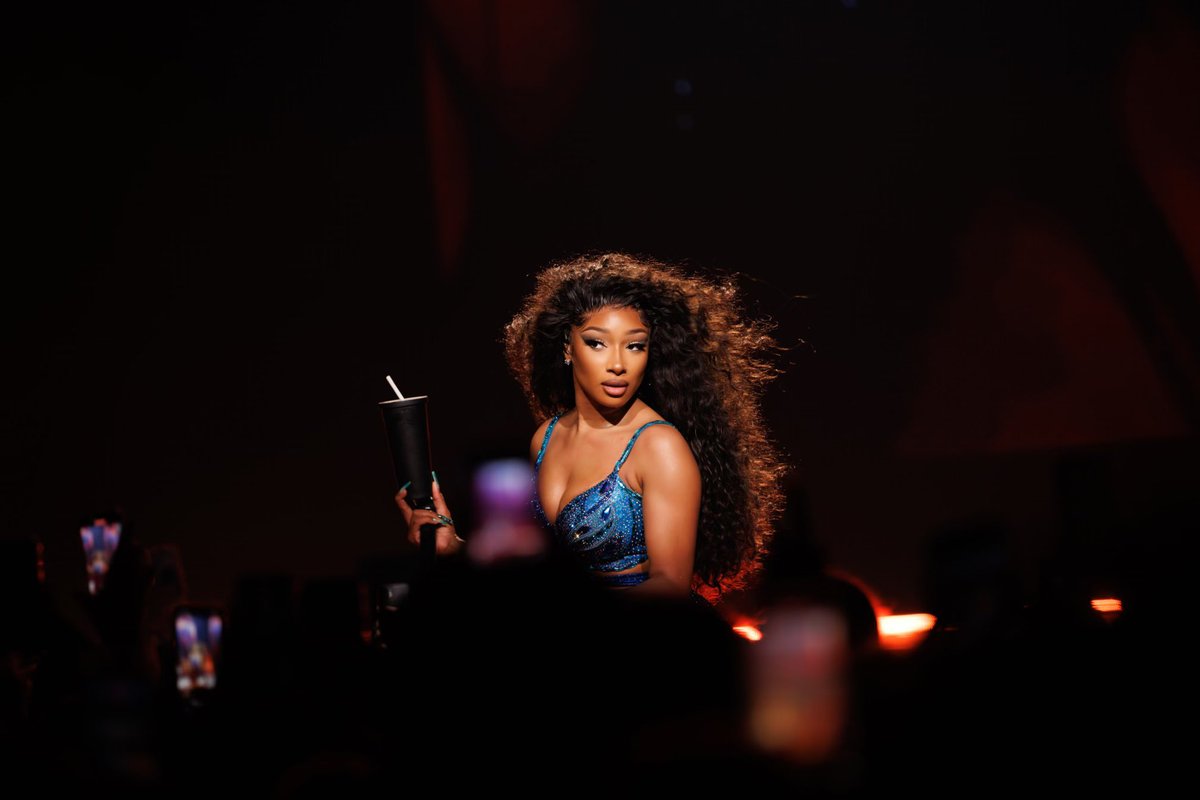 theestallion's tweet image. Manchester 📸 Birmingham UK next 📍
#HotGirlSummerTour