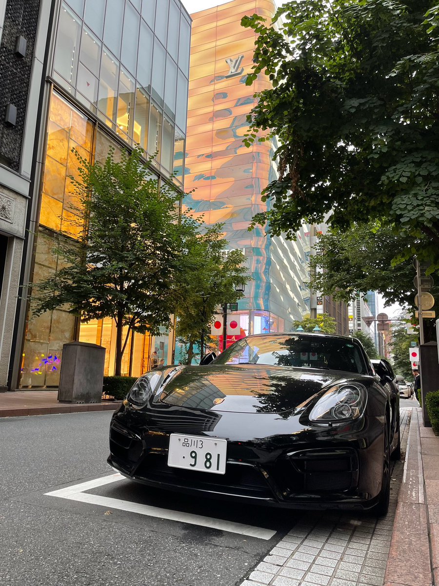銀座並木通りの👑🕰️👑まで
仕事忙しくてあまり乗れてなかったけどやっぱめちゃ楽し〜