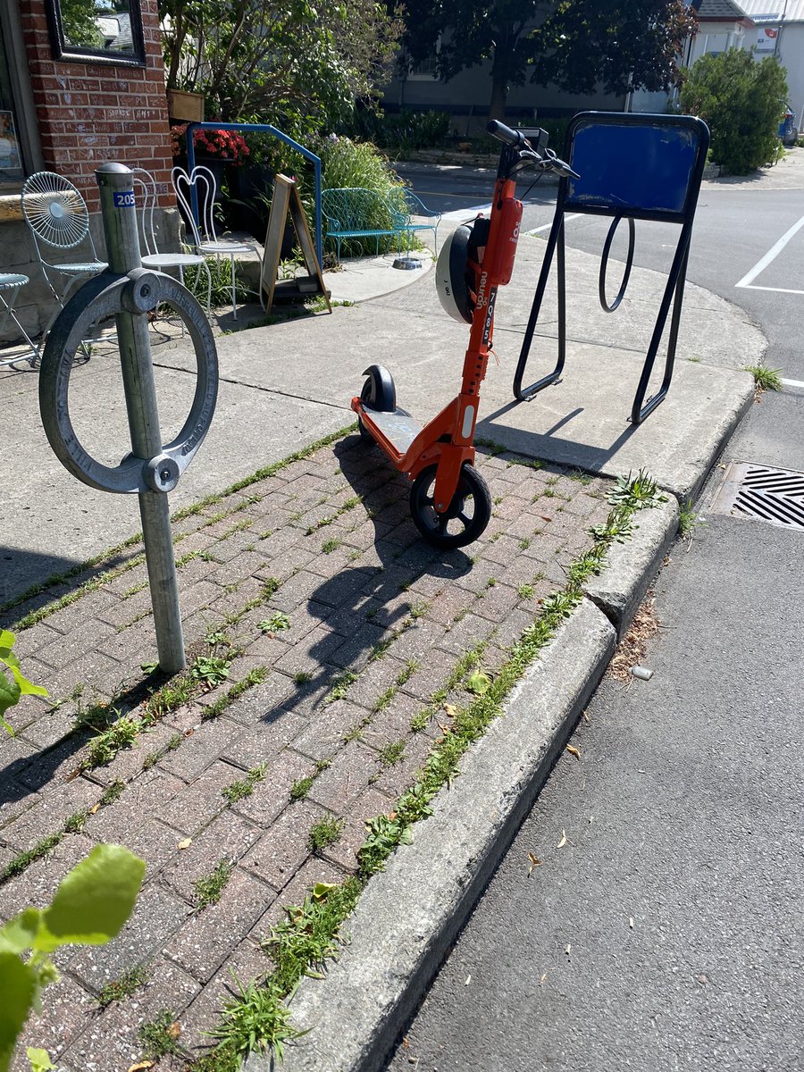 DaveDaBikeGuy's tweet image. Great mornings start at @on_unionstreet 
#PestoTime ps. Get that scooter outta my bike parking!!