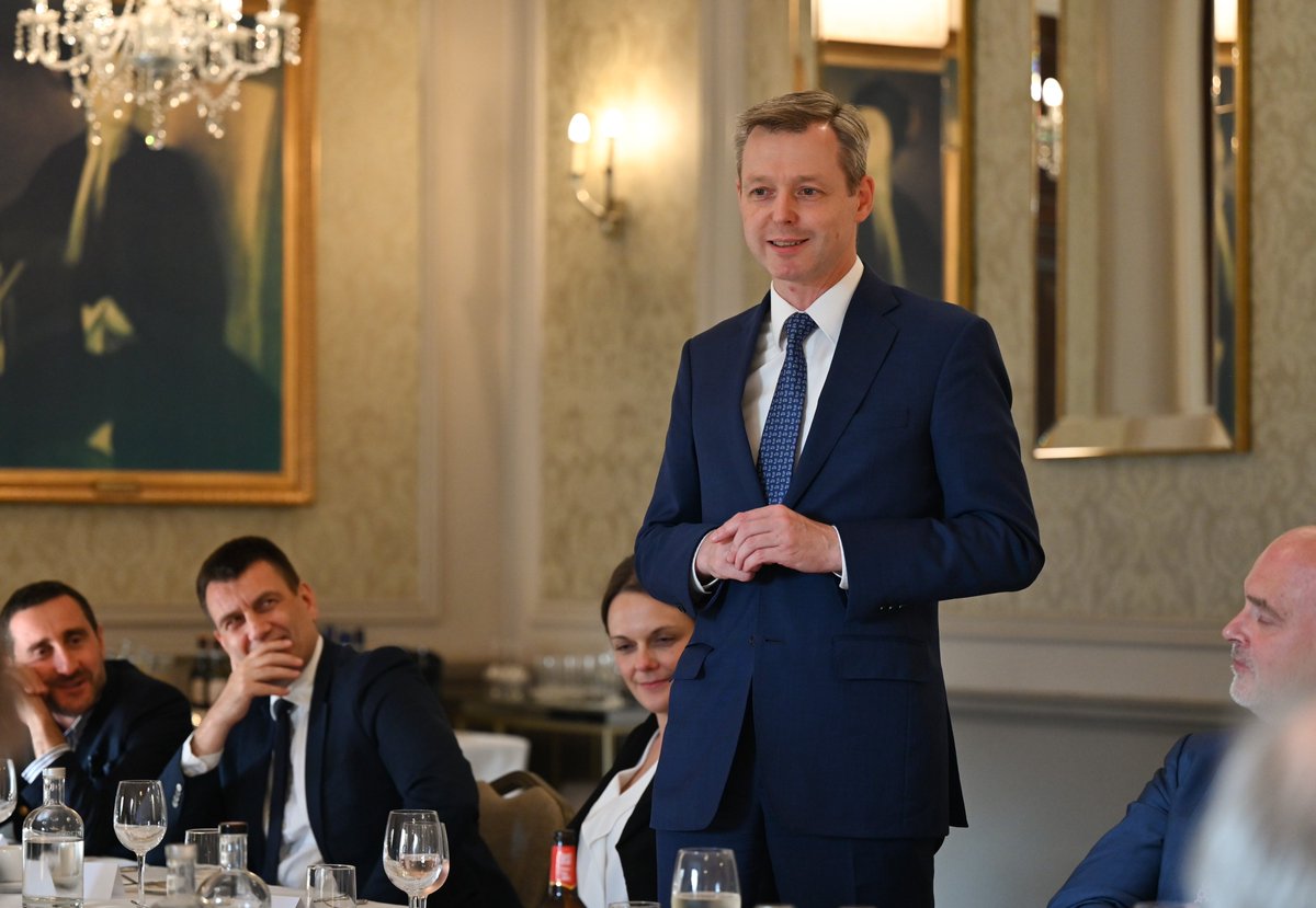 Continuing our excellent cooperation w/<a href="/IISS_org/">IISS News</a> led by <a href="/B_Giegerich/">Bastian Giegerich</a> we convened the 7th meeting of our 'Study Group' format on #EuropeanDefence, this time digging a little deeper into how to improve European defence industry cooperation w/perspectives from 🇩🇪🇬🇧🇫🇷🇮🇹🇵🇱.