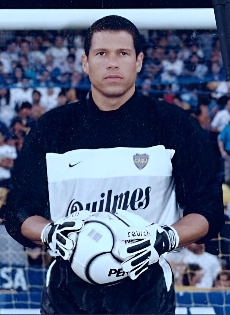 HistoriaBocaa's tweet photo. 🔵 Óscar Eduardo Córdoba 🟡

Partidos: 162 🏟 (1997 - 2001)

Vallas Invictas: 53 🥅

🥇 6 Títulos 🥇

Apertura 1998, 2000 🏆🏆
Clausura 1999 🏆
Copas Libertadores 2000, 2001 🏆🏆
Copa Intercontinental 2000 🏆 https://t.co/7TYcUIPhiT