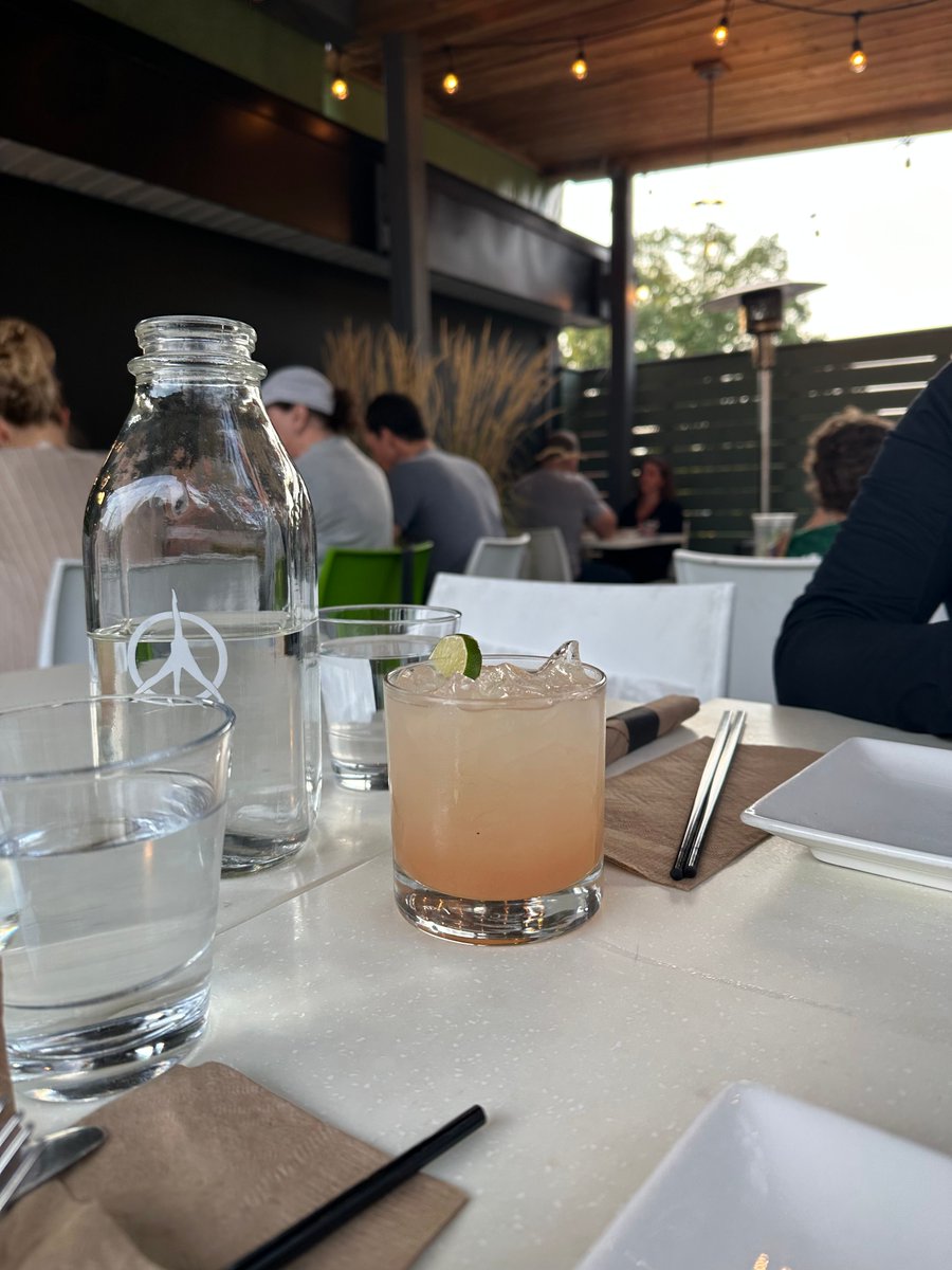 Attention all veggie lovers! Come and savour a variety of vegetarian and vegan dishes at Pure Kitchen at📍357 Richmond Rd!  Their rooftop patio provides the perfect spot to enjoy your nutritious meal with a view.