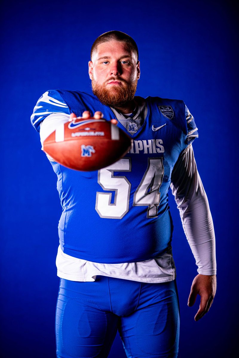 CoachTHoller's tweet photo. #GTG #ALLIN 🐅 https://t.co/LFVUvapMR2