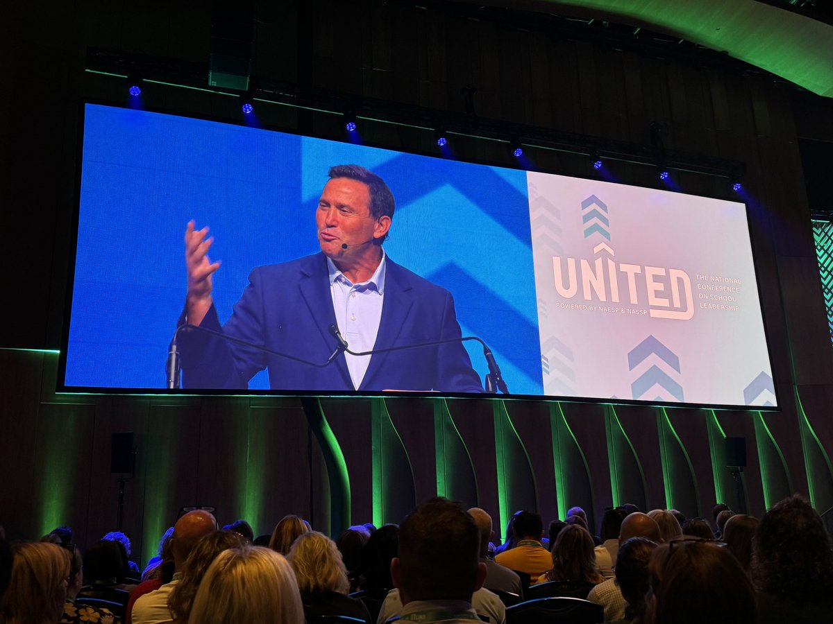 It was great kicking off the United Conference with keynote speaker Jon Gordon. He had a uplifting message as we look toward another school year. 

“We don’t get burned out because of what we do, we get burned out because we forget why we do it. “ #principalsUNITED #sdaesp