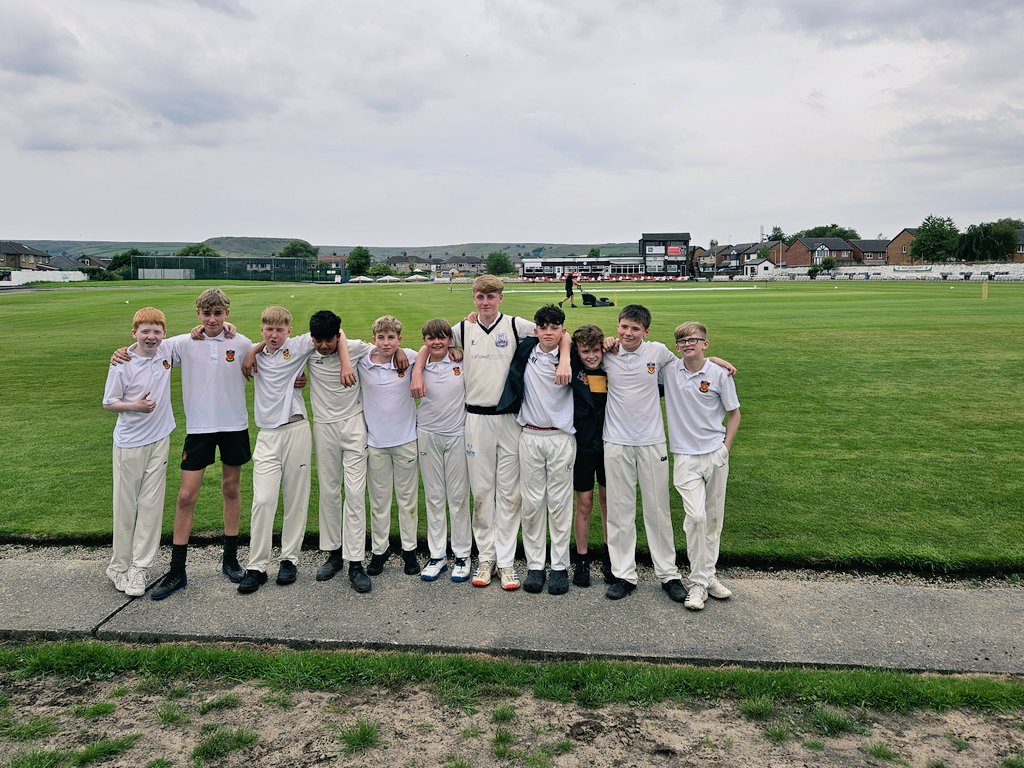 CanonSladePE's tweet photo. Year 8 begin their big week of Cricket with an important win in the County to reach the final beating a resilient Haslingden! Town Cup final tomorrow before a final in St Helens on Thursday! POTM Henry. Special mention to Oscar and Ethan! https://t.co/CIrpzJ5Xsv