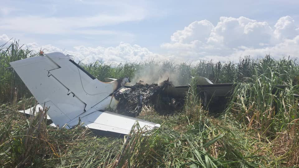 zodimaincentral's tweet photo. #FANB en Acciones de Alerta Temprana efectuaron maniobras para interceptar y neutralizar aeronave en Portuguesa que intentó huir y fue forzada aterrizar en Turén por acciones de nuestro sistema de Defensa Aeroespacial Integral encontrándose un pasaporte de nacionalidad Mexicana. https://t.co/PFC1w6KduC